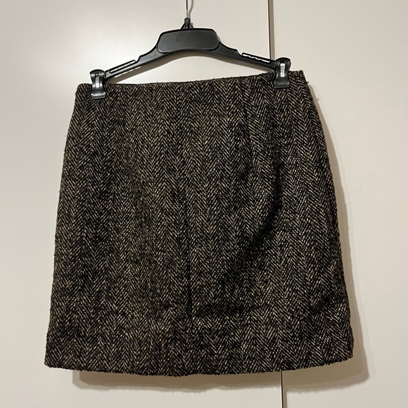 H&M Textured Weave Brown Mini Skirt - Picture 3 of 5